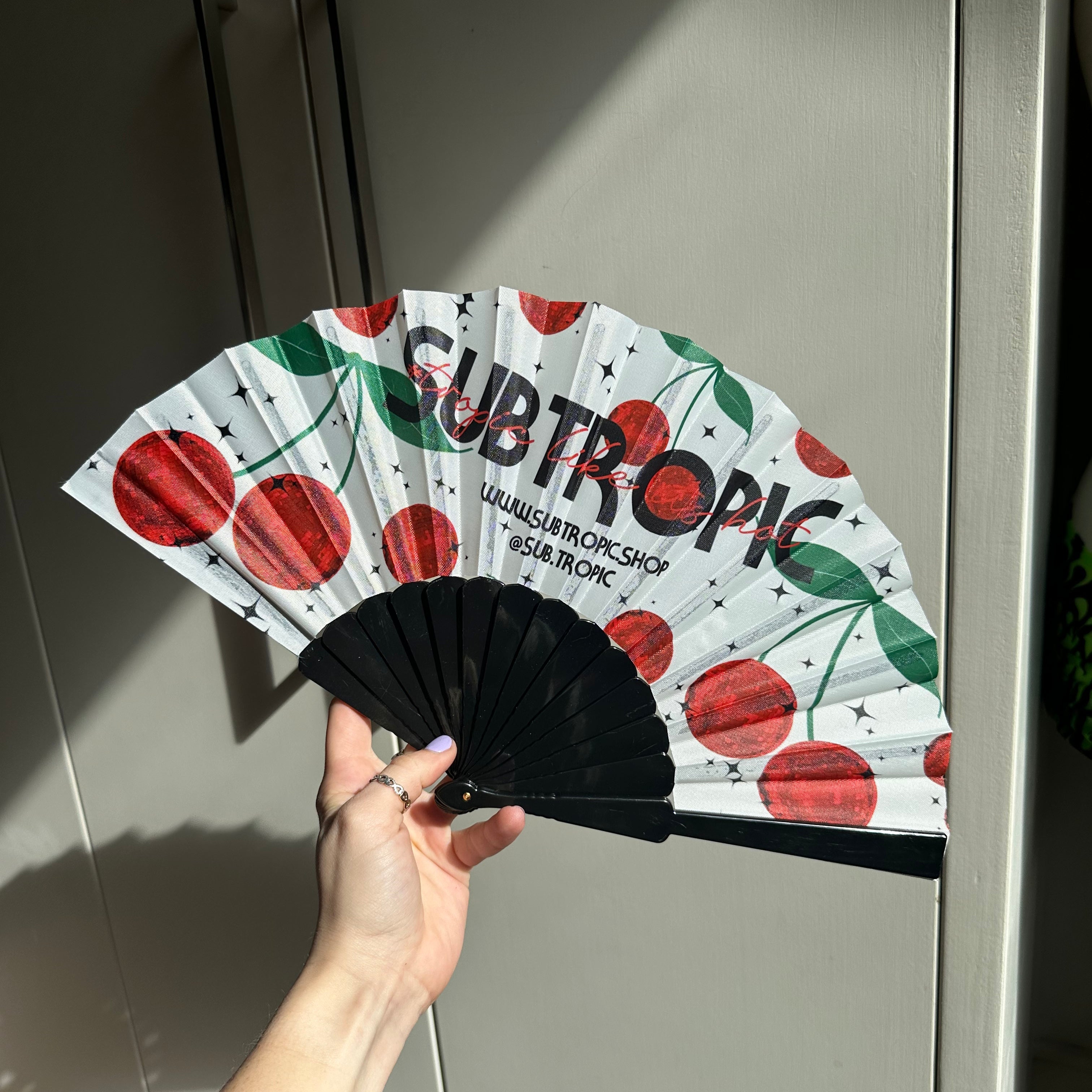 Disco Cherry - Fan image 1