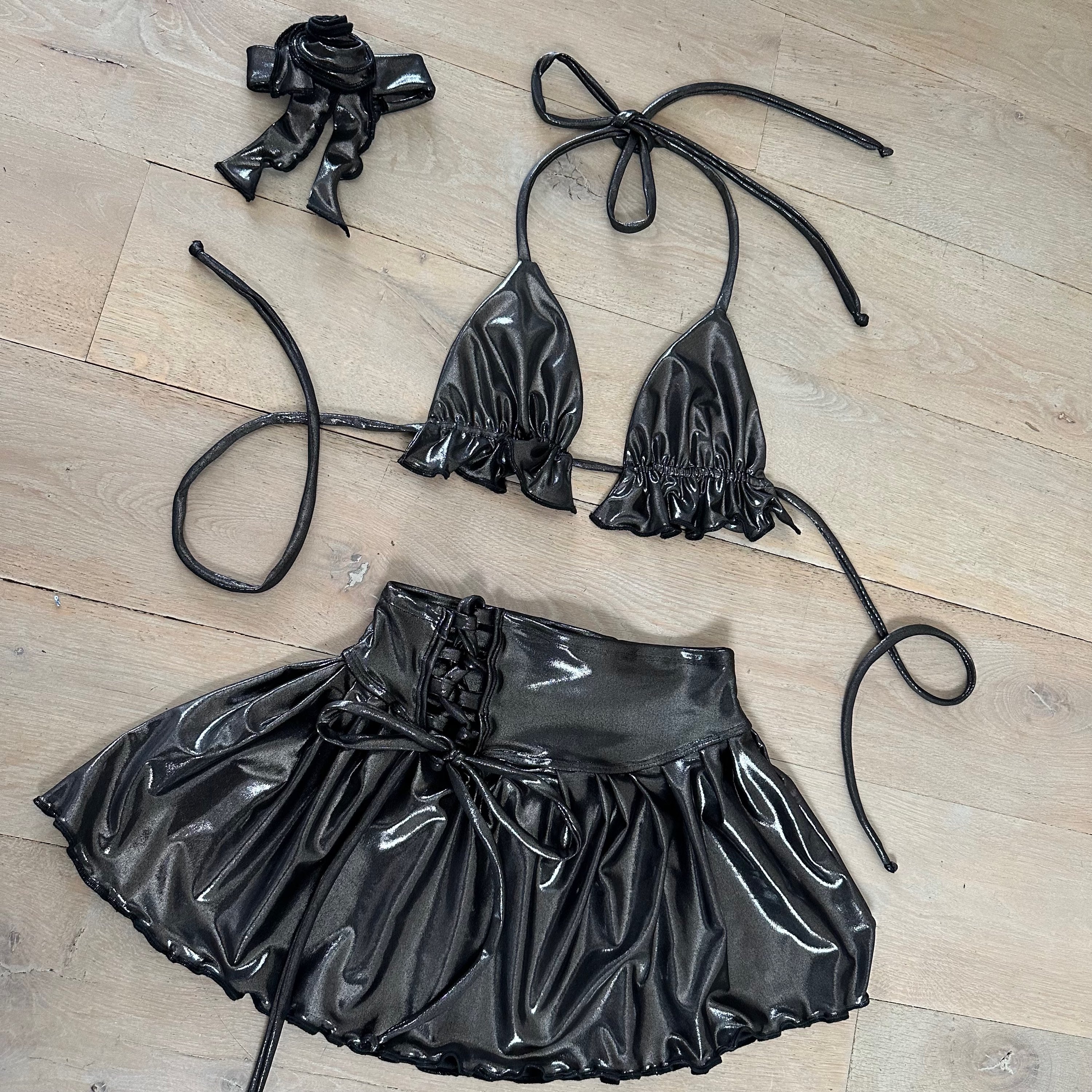 Metallic charcoal black - skirt & bralet image 0