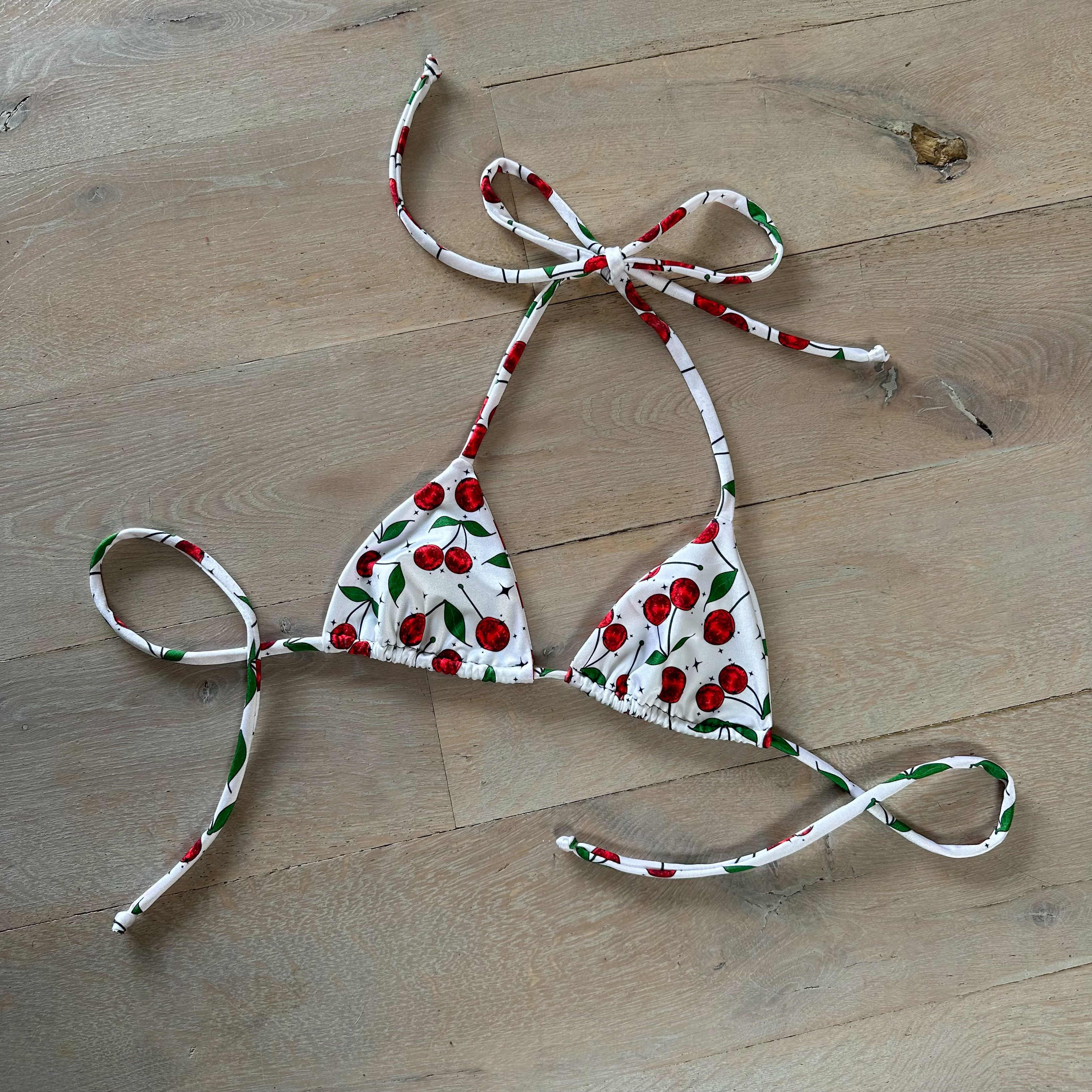 Disco Cherry - Bikini top (no chain) image 0