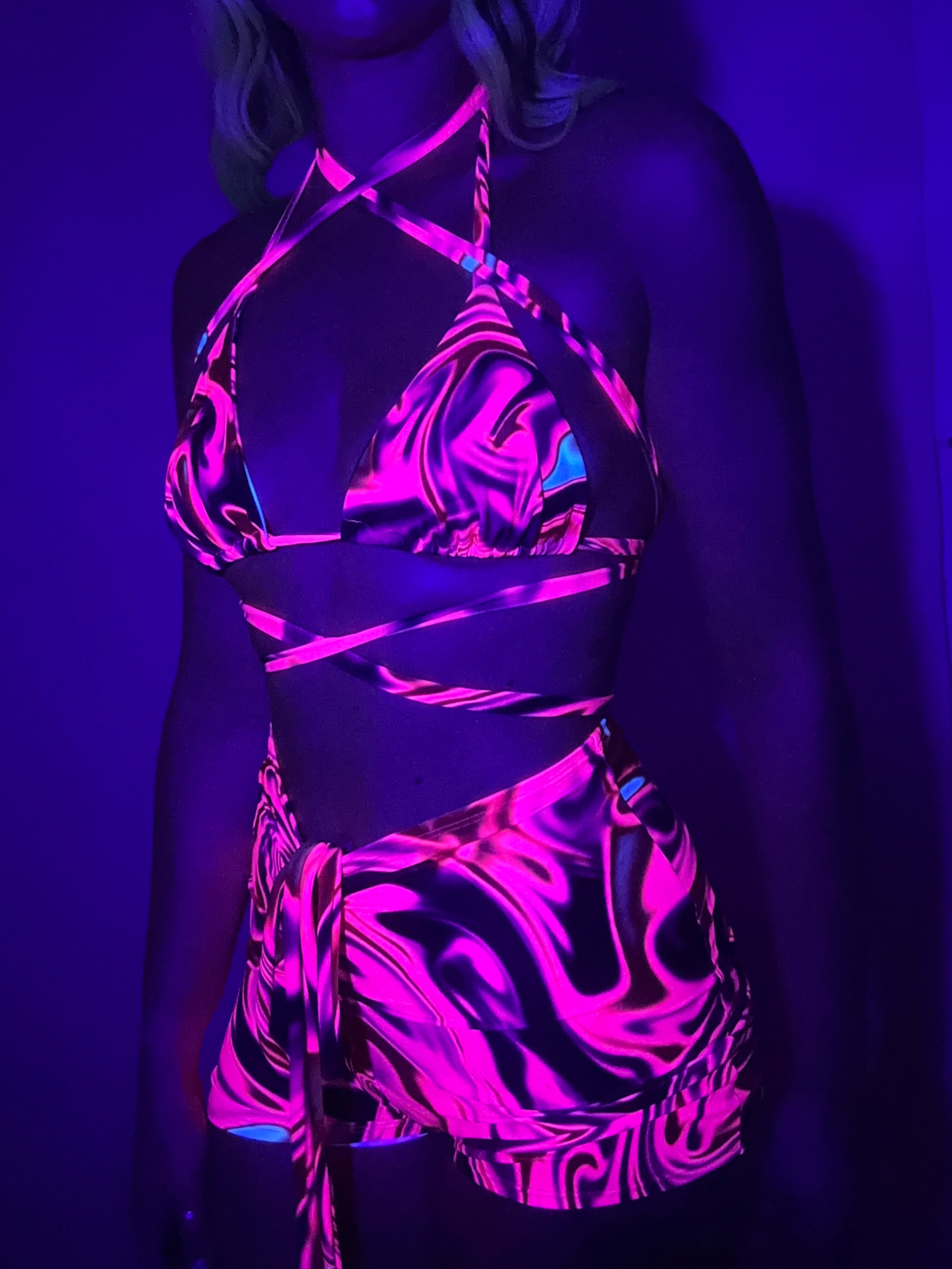 Bralet (or Bandeau) & Shorts set - UV Wavey print (Pink) image 4