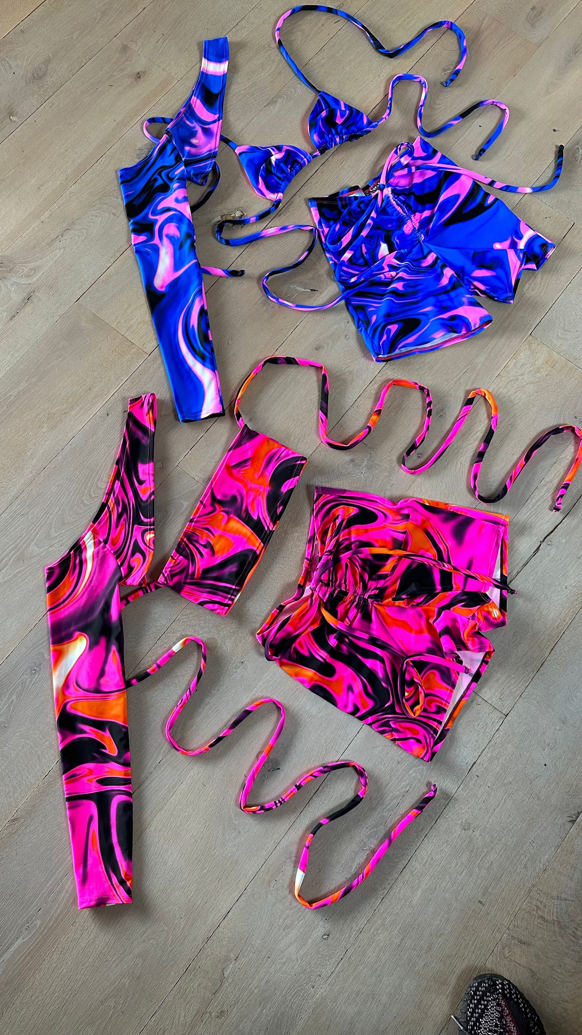 Bandeau, Arm sleeves & Shorts set - UV Wavey print (Pink colour) image 4