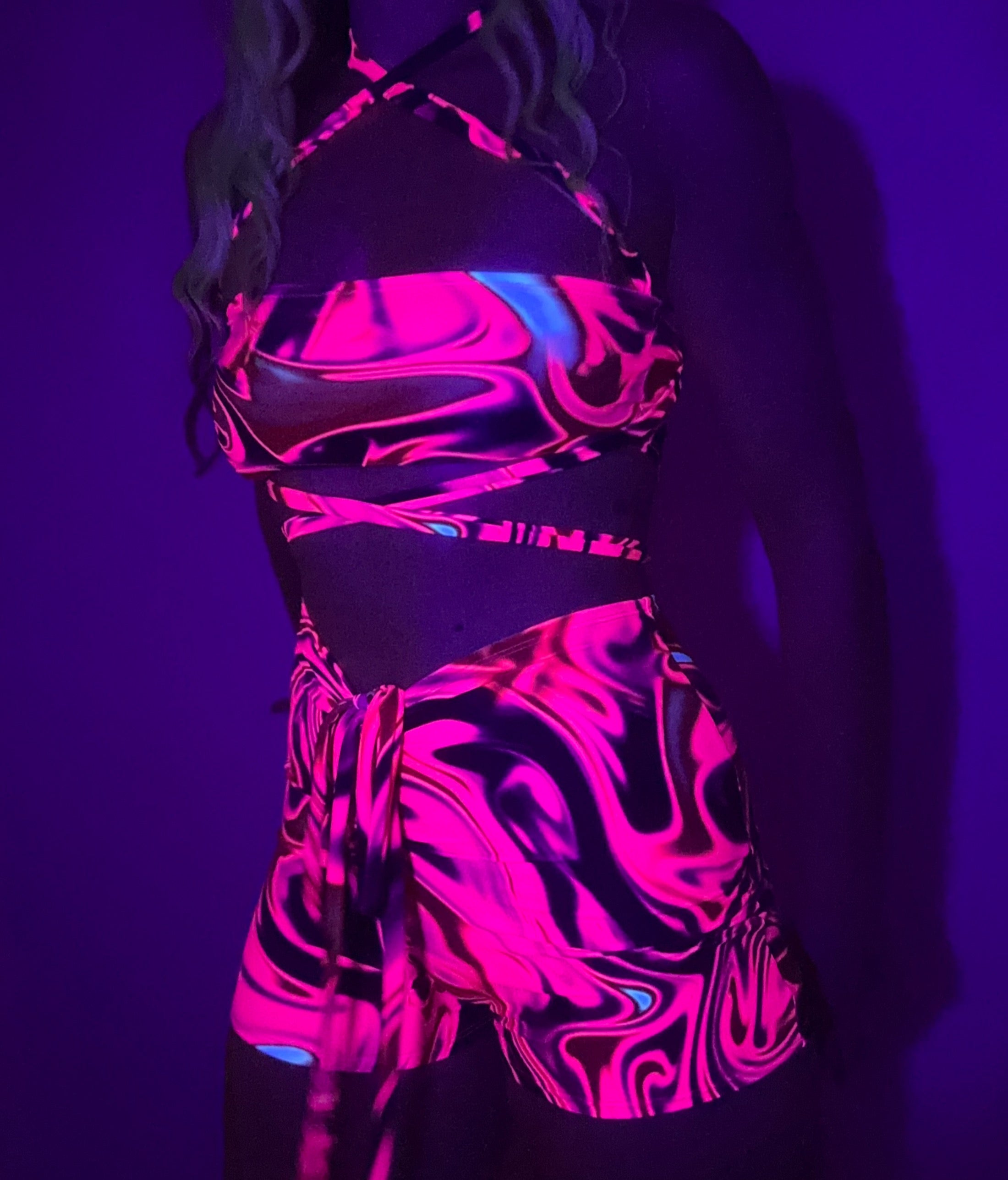 Bandeau (or Bralet) & Shorts set - UV Wavey print (Pink) image 0