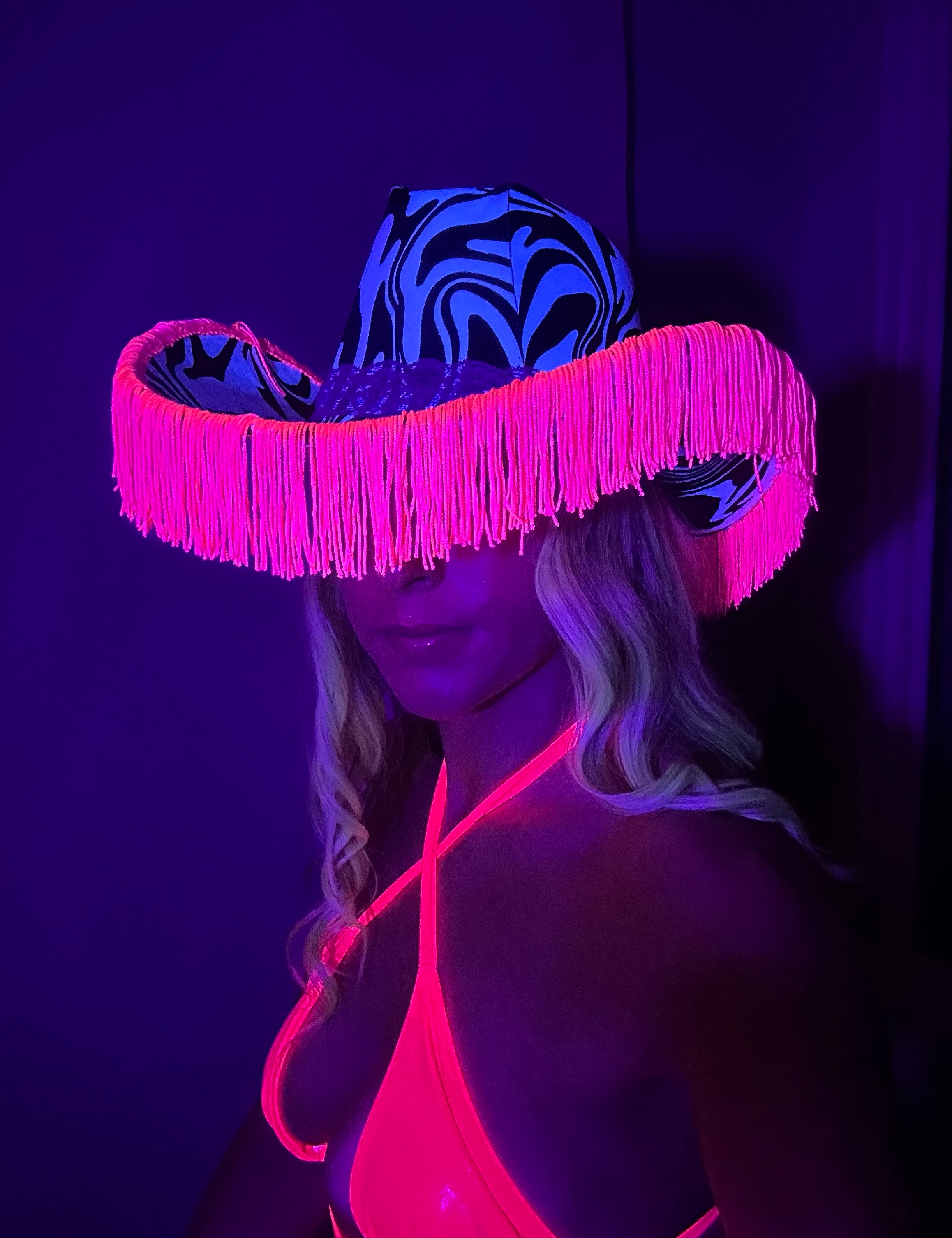 Denk Mode Elle cowboy hat - Pink (Monochrome Swirl) image 1