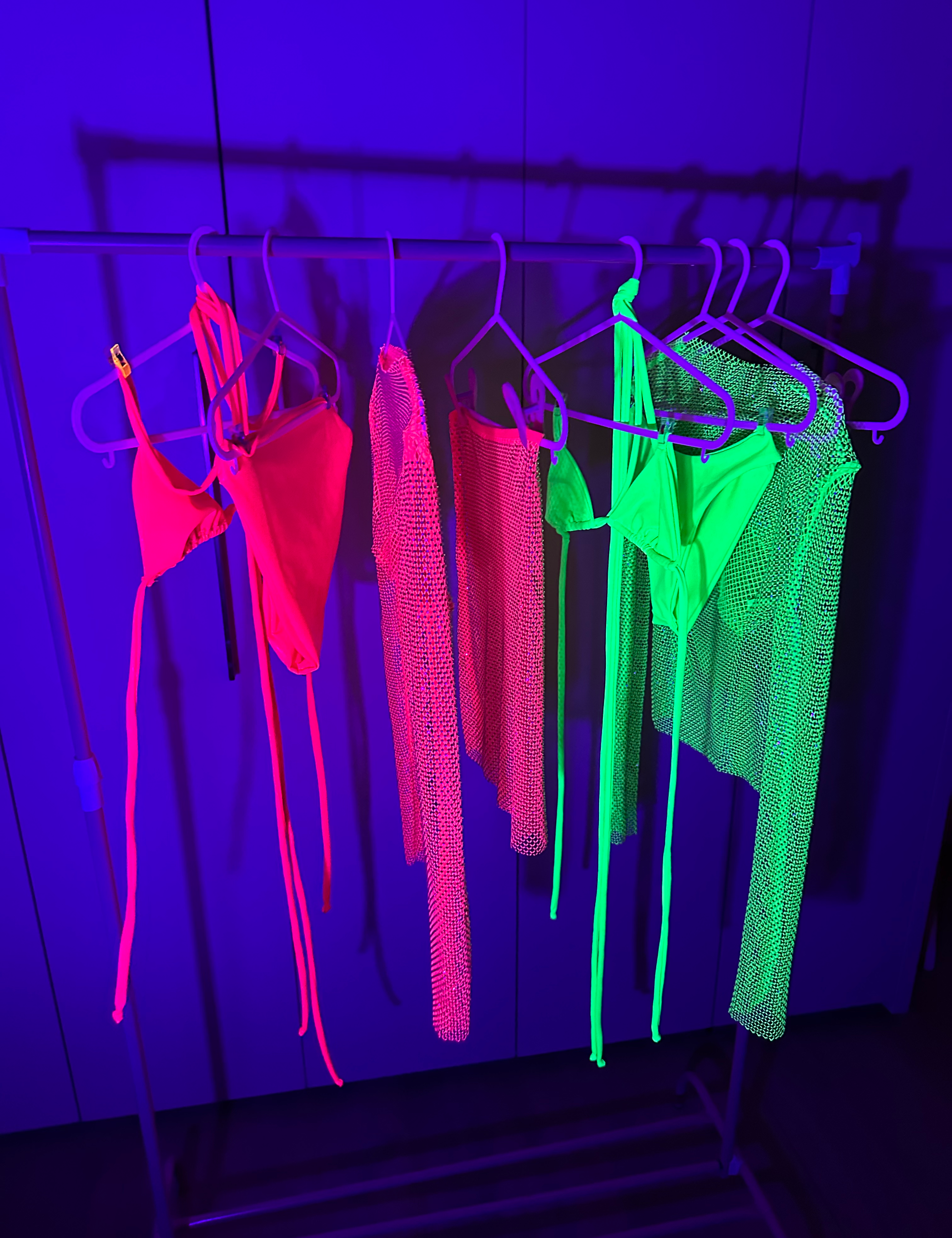 Bikini top & high waisted bottoms - Choose your colour image 2