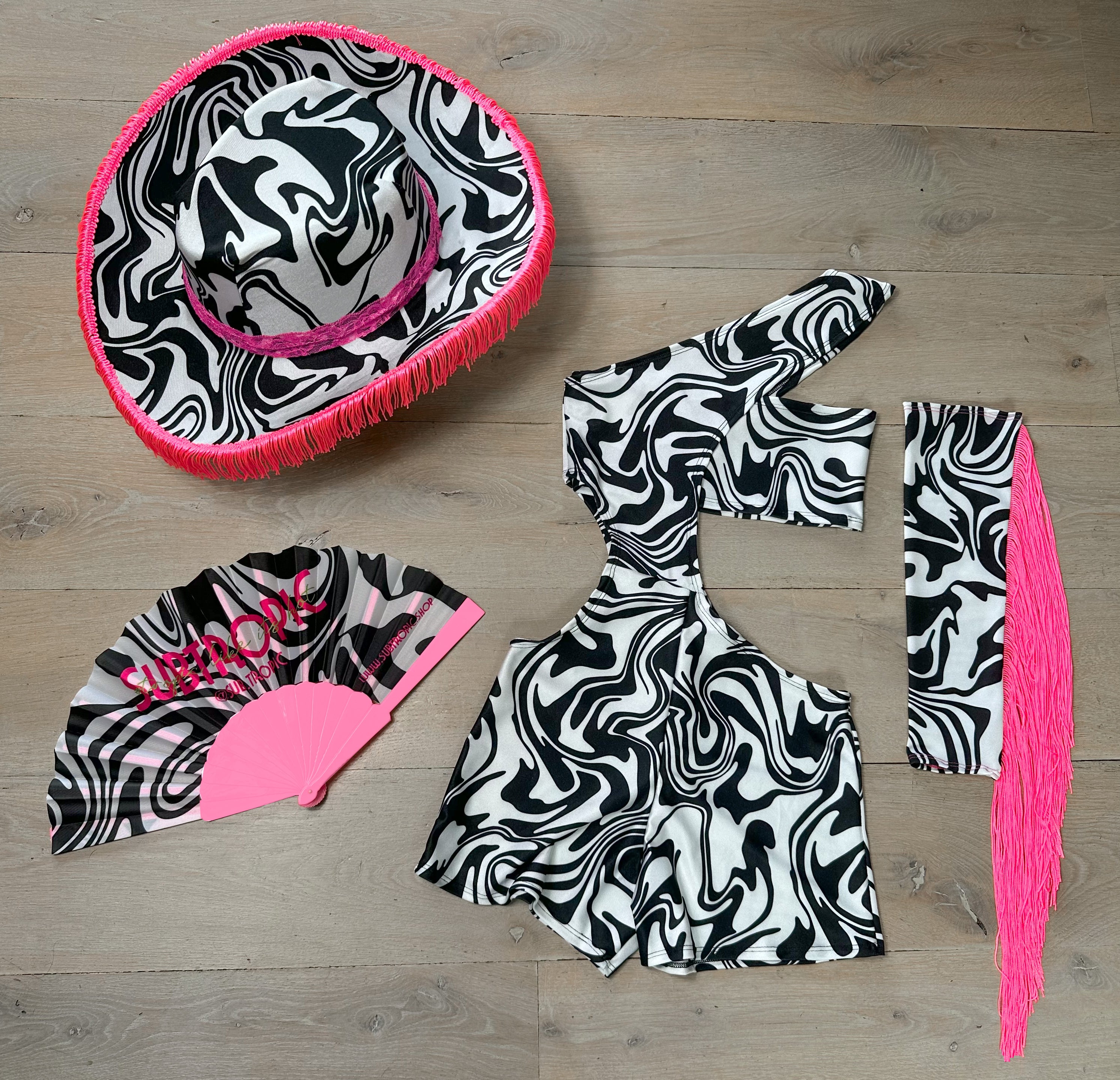 Monochrome Swirl - Unitard & Fringe sleeve image 0